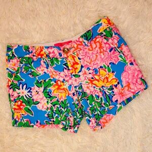 Lilly Pulitzer Callahan Short "Rose To The Occasion"